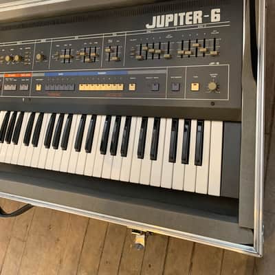 Roland Jupiter 6 61-Key Synthesizer 1983 - 1985 - Black image 9