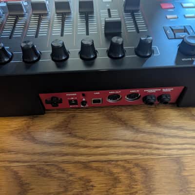 Akai MPK249 2014 - Present - Black image 4