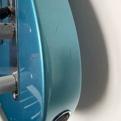 Fender Vintera ‘60s Telecaster – Lake Placid Blue w/ Fender Hard Case image 10