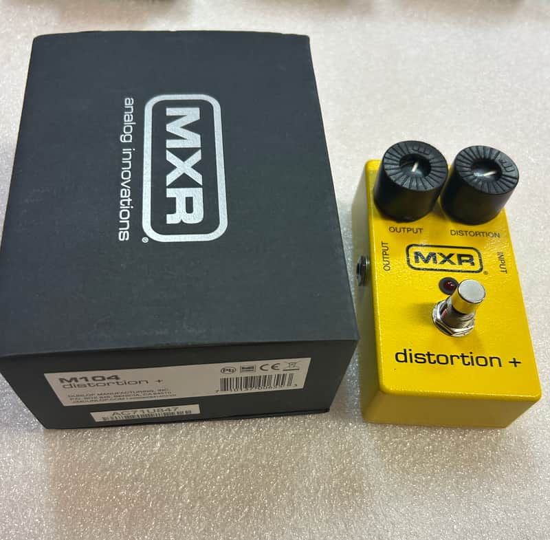 MXR M104 Distortion + image 1