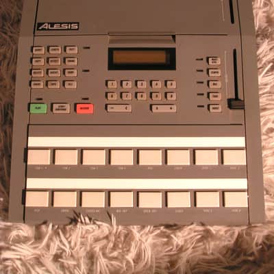 Immagine Alesis HR-16 BOITE A RYTHME  Années 80' - 2