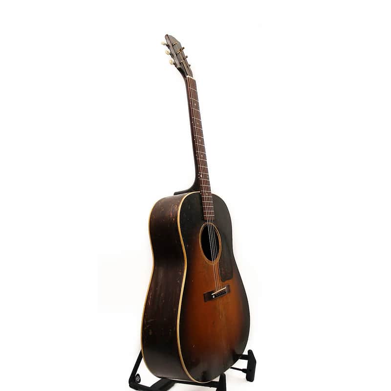 Gibson J-45 "Banner Logo" 1942 - 1945 image 3