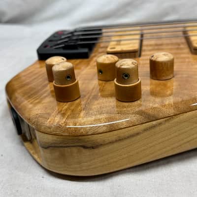 Skjold Wyvern David Dyson Signature Model #3 of 25 5-string Bass image 14