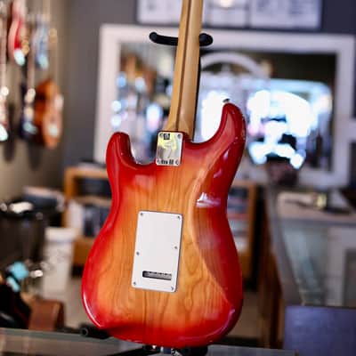 Fender Player II Stratocaster 2024 - Present - Aged Cherry Burst image 6