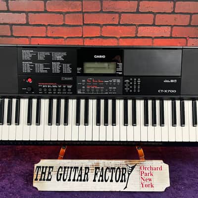 Casio CT-X700 61-Key Portable Arranger Keyboard Mint! image 2