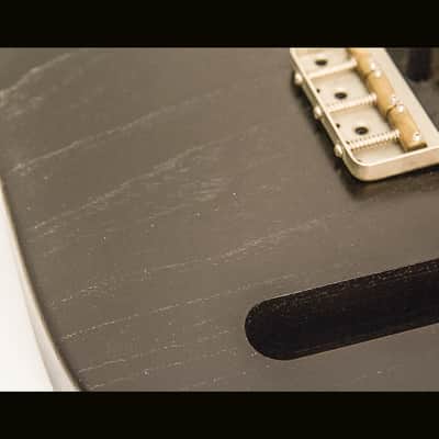 Guitar Mill T-Style Body / 1 Piece Swamp Ash / 3 lbs. 12 oz. / Nitrocellulose TruGrain™ 'Black' / Closet Clean (#GIN-3934) image 3