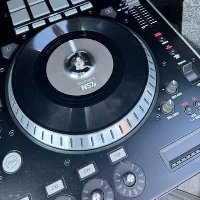 Numark NS7 II 2010s - Black image 5