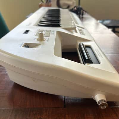 Roland AX-09 Lucina 37-Key Keytar Synthesizer Pearl White image 10