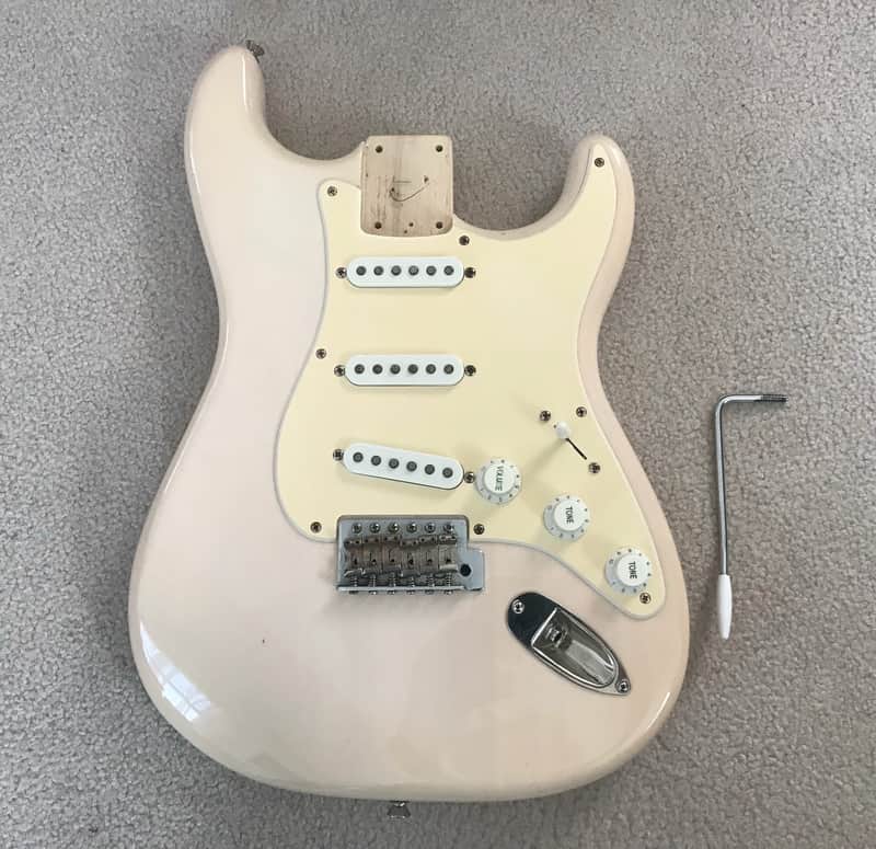 Squier Stratocaster Body