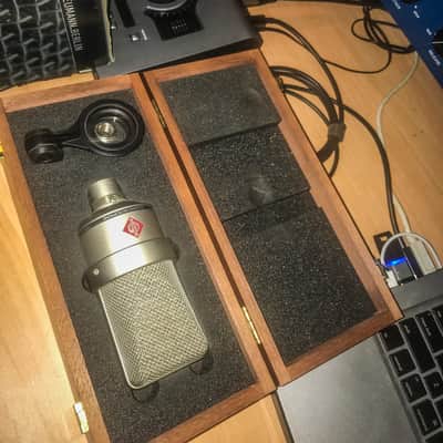 Neumann Tlm-103 and EA1 Shockmount. Nickel image 3