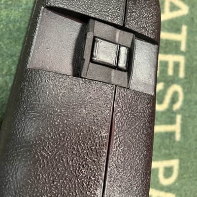 Peavey Vintage T-15 Guitar / T-30 Bass Contour Molded Hard Case - Black image 6