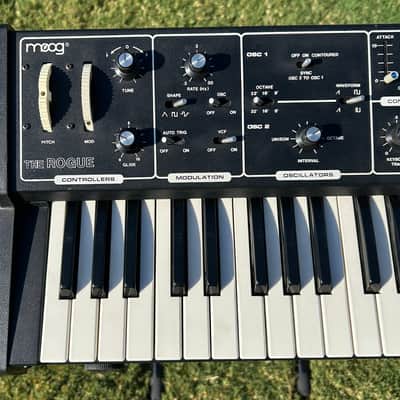 Moog The Rogue Monophonic Analog Synthesizer CLEAN image 2