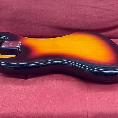 Fender Modern Player Jazz Bass 2013 - 3-Color Sunburst image 19