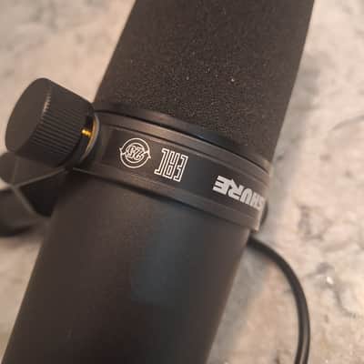 Shure SM7B Cardioid Dynamic Microphone image 5