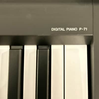 Yamaha Yamaha P-71 88 2015 - Excellent image 5