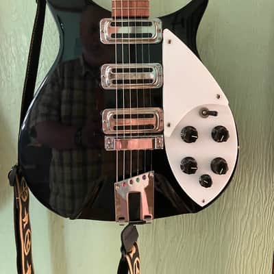 Rickenbacker 350/V63 2020 - Gloss image 3