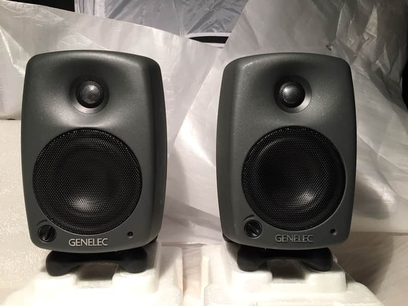 特価！GENELEC 8020A ペア 特価！GENELEC 8020A ペア GENELEC ジェネ