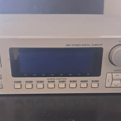Akai S2800 MIDI Stereo Digital Sampler 1992 - White image 3