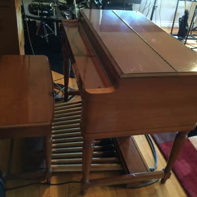 1956 Hammond B3 Organ with 2 Leslie speakers a 122v & 147  1955 - 1958 - Natural image 4