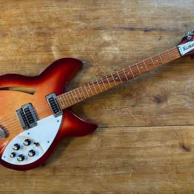 1998 Rickenbacker 330/12 - Fireglo - VIDEO image 3