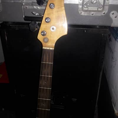 Washburn P Bass 1978 - Sunburst image 7