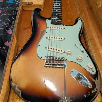 Fender Stratocaster 1960 masterbuilt Dennis Galuszka 2010 - Sunburst image 12