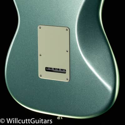 Fender American Professional II Stratocaster HSS Maple Fingerboard Mystic Surf Green (472) image 2