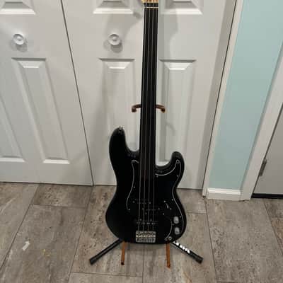 Fender Tony Franklin Artist Series Signature Fretless Precision Bass 2006 - 2014 - Black image 1