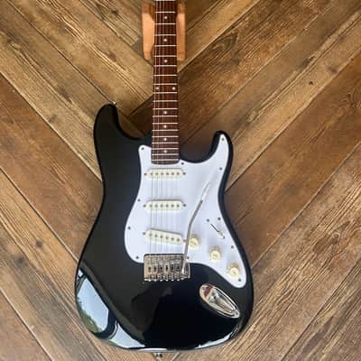 Squier Stratocaster 1990’s - Black image 1