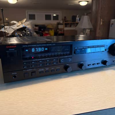 Luxman R-113 Digital Synthesizer AM/FM Stereo Receiver Cleaned & Serviced Beauty image 4