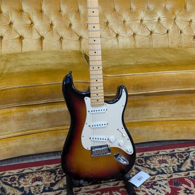 Fender Stratocaster 2003 - Sunburst image 1
