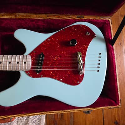 Molindar Venus, Full Aluminium Electric Guitar - Daphne Blue image 13