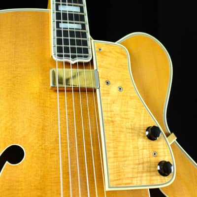 Heritage Super Eagle Acoustic Electric 1990 Natural image 8