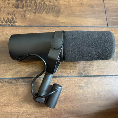 Shure SM7B Cardioid Dynamic Microphone SM 7B image 2