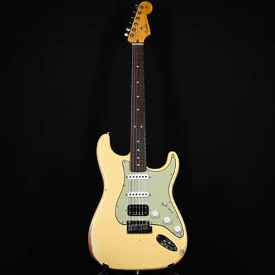 Fender Custom Shop Deluxe Stratocaster w/ Seymour Duncan SH4B Humbucker, Relic/ Closet Classic Hardware- Aged Vintage White 2026 (R148062) image 2