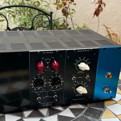 Neve Marinair Carnhill Style Transformer Box - British image 2