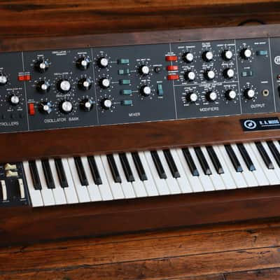 1970-1971 Moog Minimoog "RA Moog" Model D - (Player Grade / Replaced Components) Serial No. 1117 image 3
