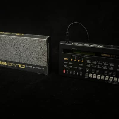 Yamaha QY10 Sequencer image 6