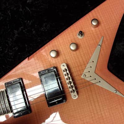 Dean Dave Mustaine VMNT Limited Pink Edition 1/150 2007 image 9