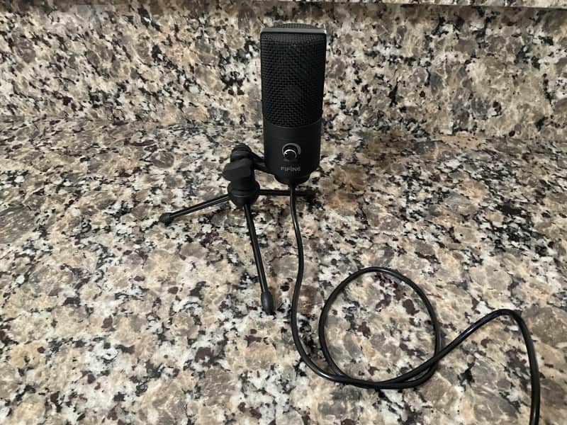Fifine K669B Microphone, with USB attachment - Black image 1
