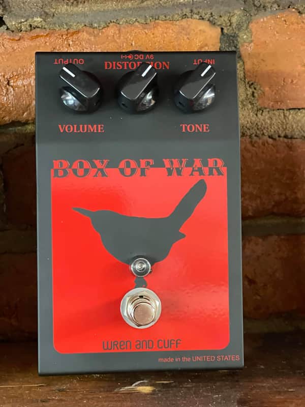 NEW! Wren and Cuff Box of War Limited Color image 1