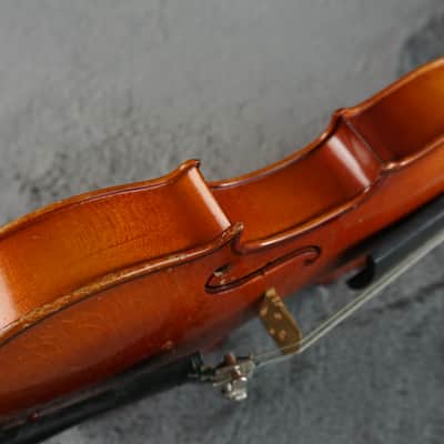 Suzuki No. 220 1/8 1980 Violin image 13