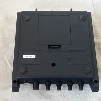 Edirol Roland R-44 Solid-State Four-Channel Portable Field Recorder image 4