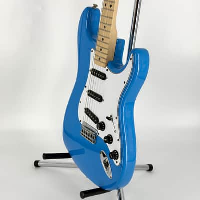 1981 Fender American International Series Hardtail Stratocaster – Maui Blue image 7