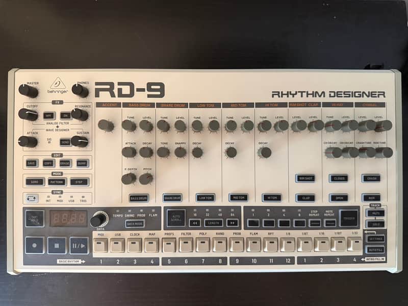Behringer RD-9 Rhythm Designer 2021 - Present - Silver image 1