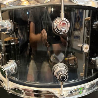 DW DDAC0814SSSM Design Series Limited Edition 8x14" 20-Lug Acrylic Snare Drum 2020 - Smoke image 3