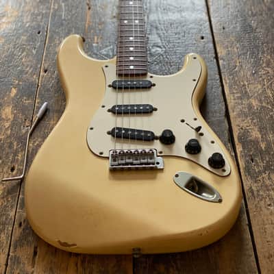 Fender Stratocaster 1972 Reissue FujiGen MIJ E-Serial 1984-87 Olympic White image 2