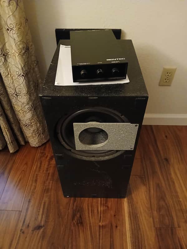 ENTEC L-F20 Early 90s - Black image 1