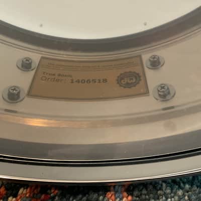 DW Collectors Series 5” x 14”True Sonic Snare Drum - Chrome Over Brass image 9