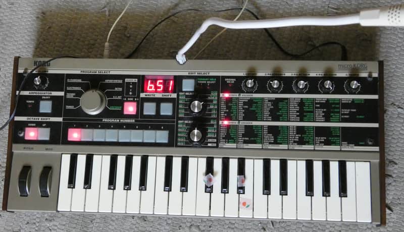 Korg MicroKORG 37-Key Synthesizer/Vocoder - Silver image 1